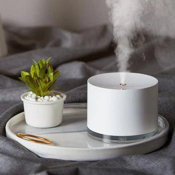 Elegante luchtbevochtiger met lamp